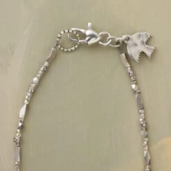 Scintillating Silver Necklace -Jewelry Sales 3573abba 0e75 4736 b913 873e89ab2c22
