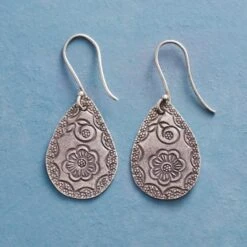 Flower Drops Earrings -Jewelry Sales 4f4c81a3 a389 4293 901d d855162a4555