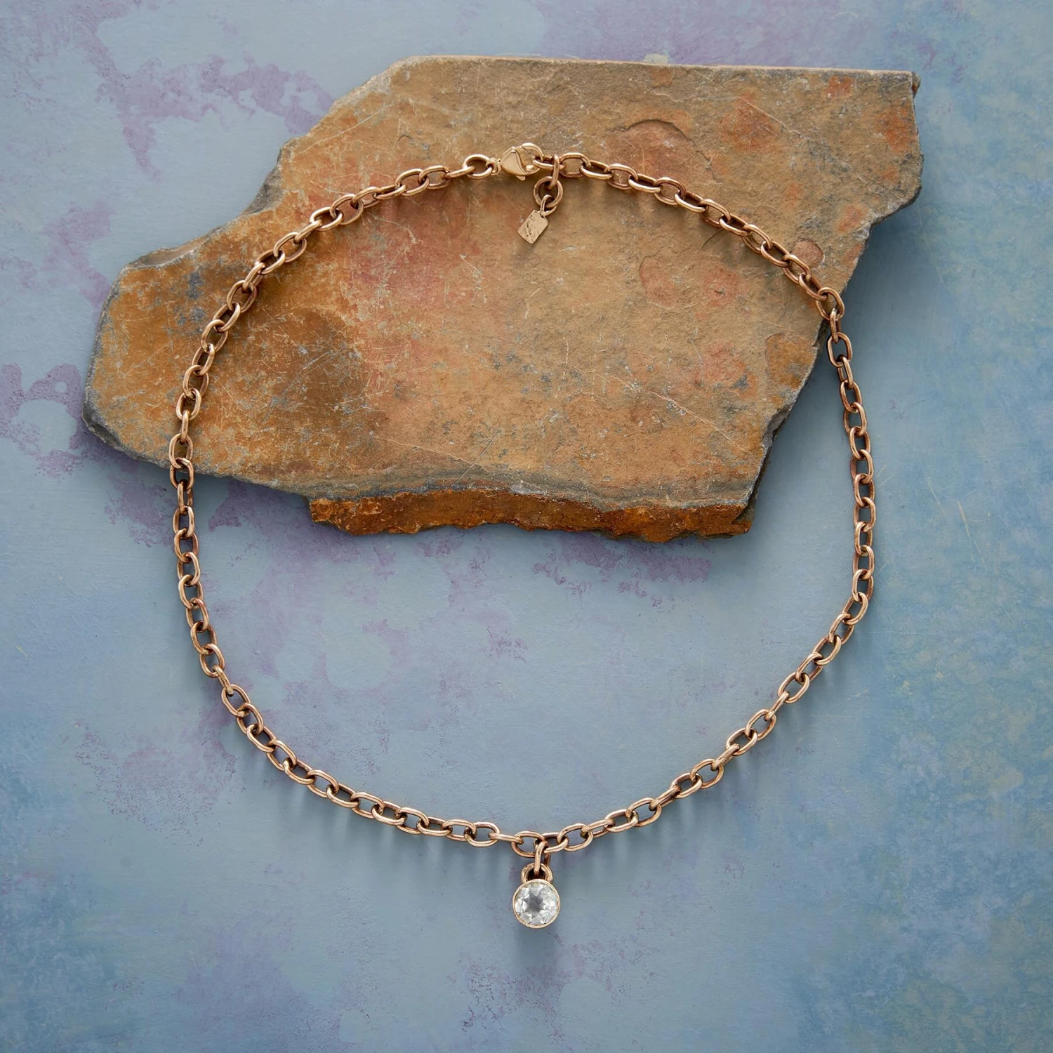 Moment’s Glow Necklace 3 Moment’s Glow Necklace